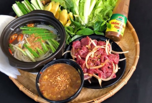 Giới thiệu về món bắp bò nhúng mẻ Cách làm bắp bò nhúng mẻ thơm ngon cho dịp Tết sum vầy